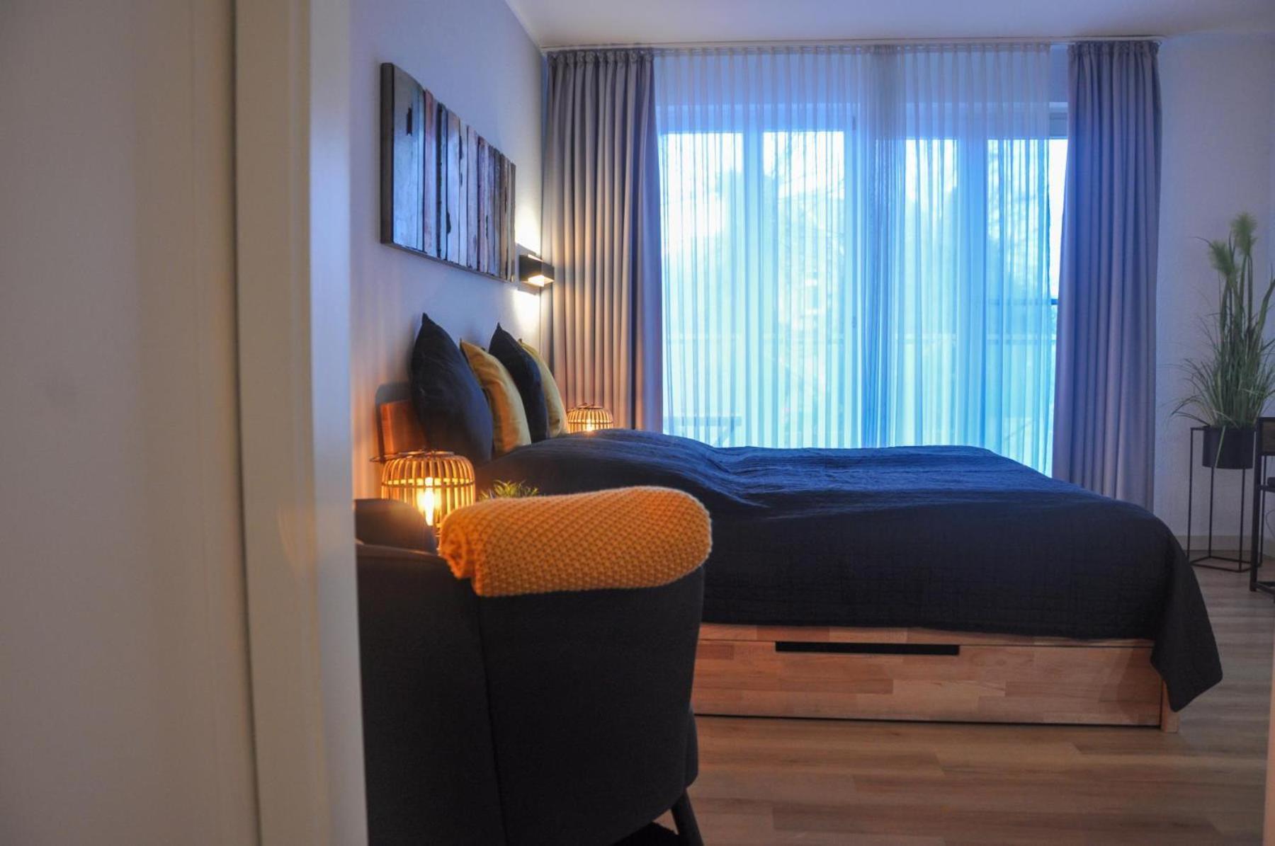 Strandhotel 1 Laboe Bagian luar foto